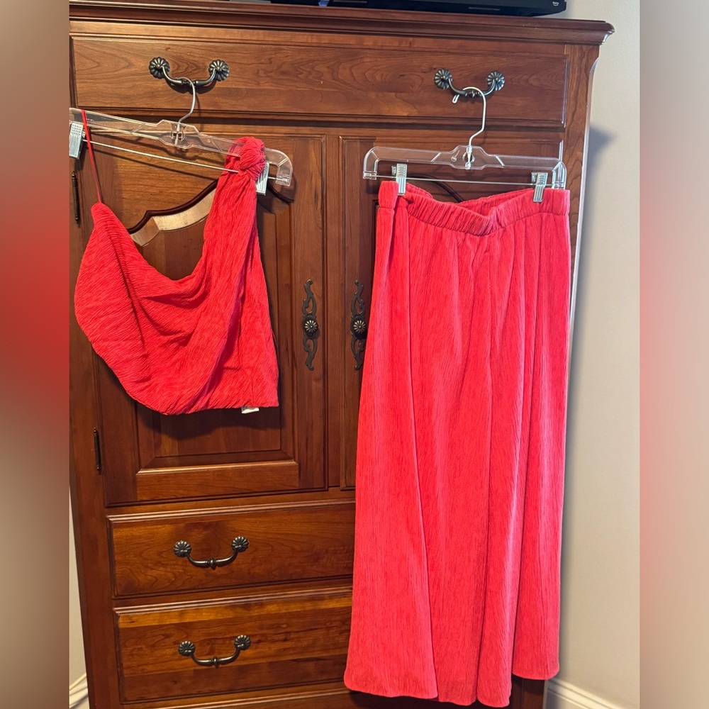 Abercrombie & Fitch Red One Shoulder Dress